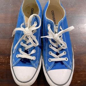 Converse Chuck Taylor Low Top Size Women’s 10 Men 8 Royal Blue
